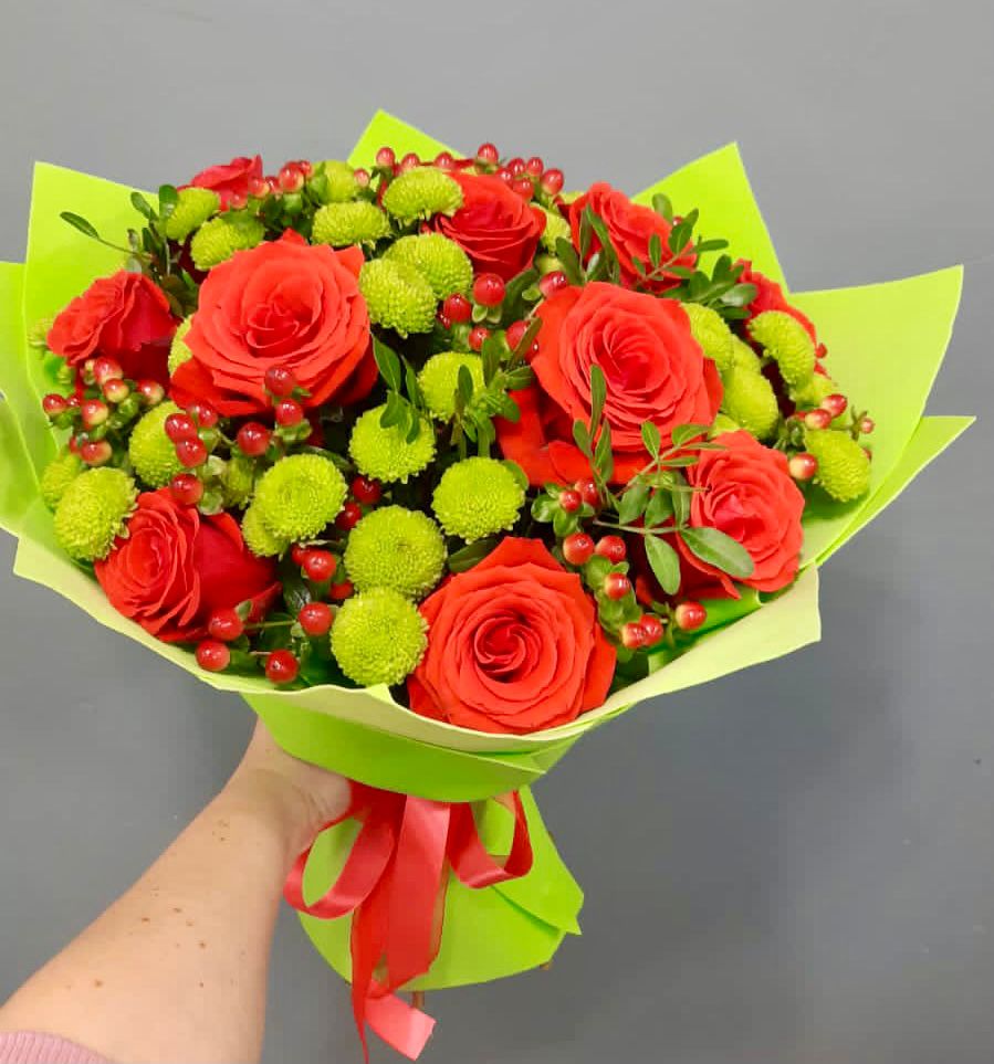 Букет цветов из: Хризантемы и Розы в Грановщине