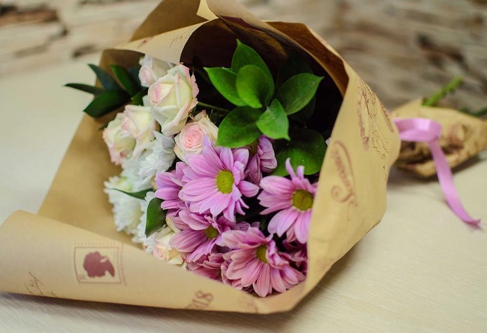 Букет цветов из: Розы и Хризантемы в Грановщине