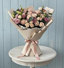 Букет цветов из:  Розы и Лизиантусы в Грановщине