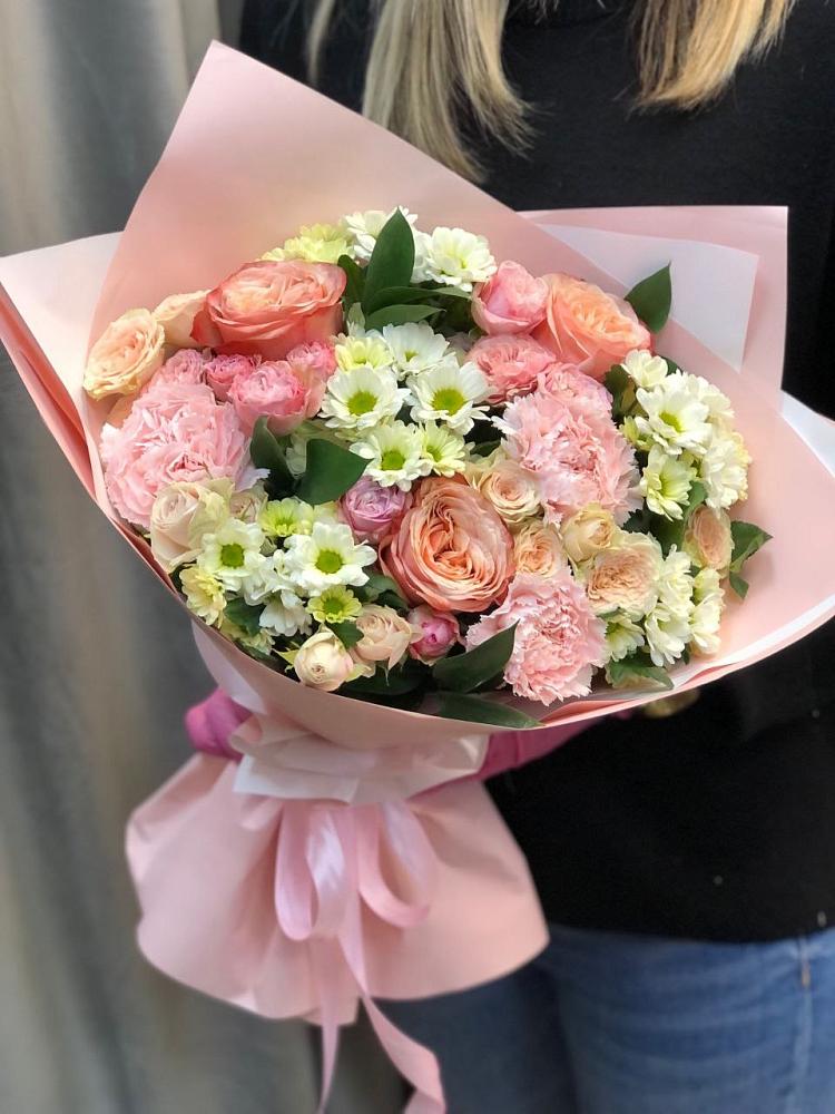 Букет цветов из: Гвоздики, Розы и Хризантемы в Грановщине