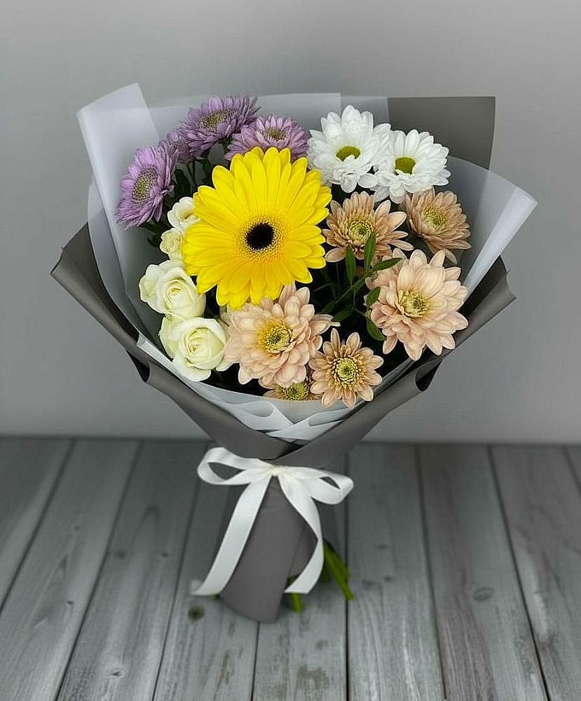 Букет цветов из: Розы, Герберы и Хризантемы в Грановщине
