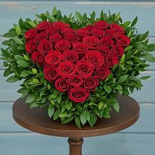 Цветочная композиция из Розы в виде сердца в Грановщине