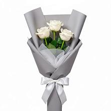 Букет 3 белые розы в Грановщине