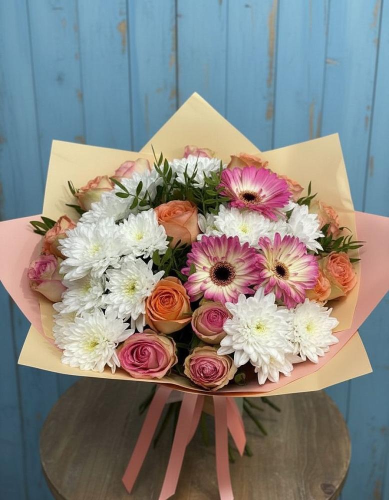 Букет цветов из: Розы, Герберы и Хризантемы в Грановщине