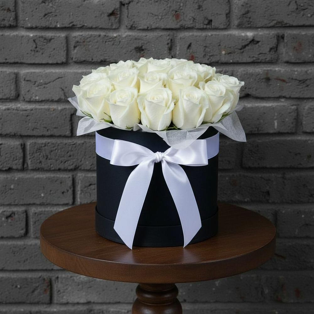 Цветочная композиция из Розы в шляпной коробке в Грановщине